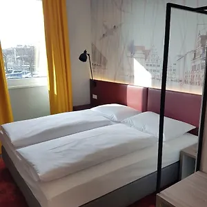 https://7-days-premium-hotel-leipzig-airport.bestleipzighotels.com
