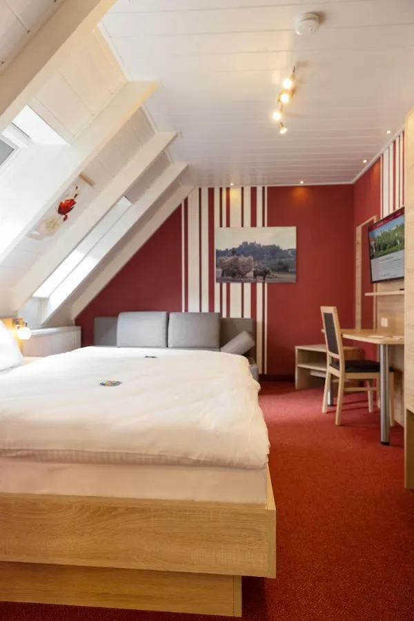 Hotel-Restaurant Straussen Harburg
